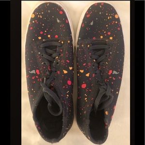 Under Armour Sneakers